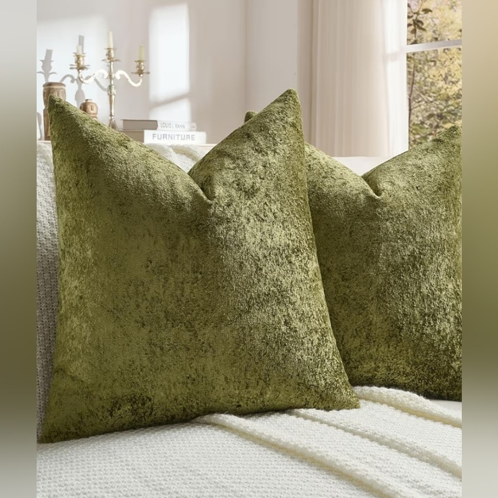 Set Of 2 Moss Green Textured Throw Pillow  Covers Size 18 X 18